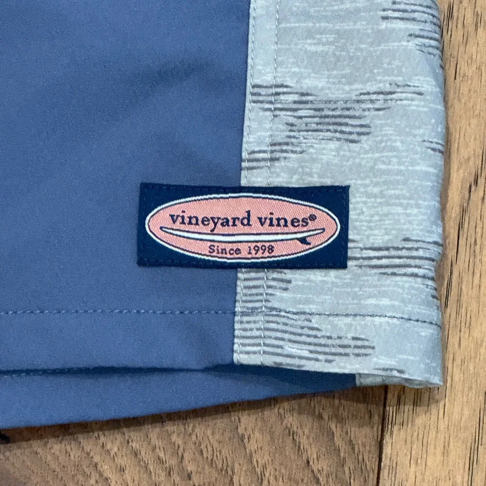 Vineyard Vines Mens Blue Grey Colorblock Board Shorts Swim Trunks Size 30